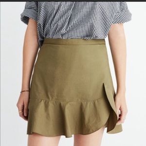 Madewell ruffle skirt olive green 00